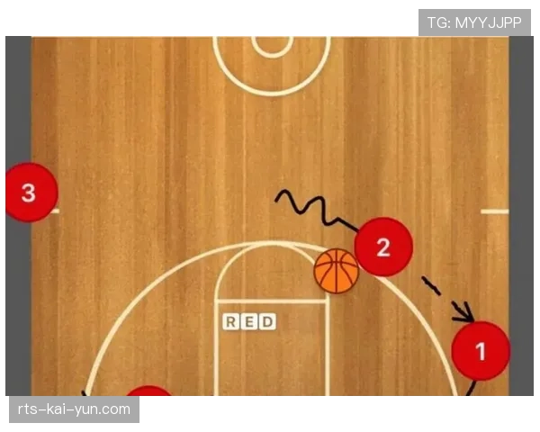 防守教练的逆袭:凭借构建换防体系获多队争抢